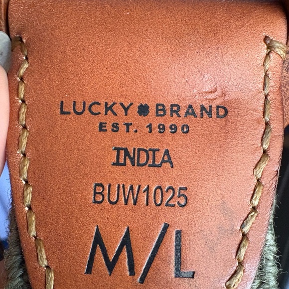 Lucky Brand women’s elastic belt wood buckle green size M / L NWT boho safari - Picture 6 of 7